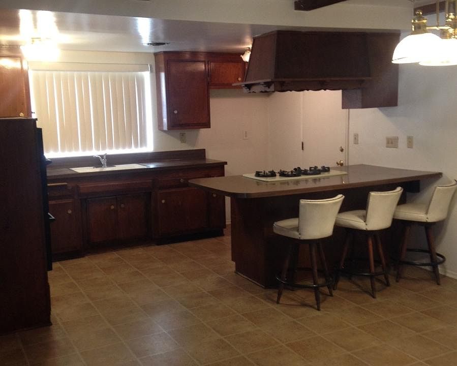2nd image of 12455 Baca St