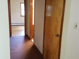 6 S Middlebush Rd, Somerset, NJ 08873