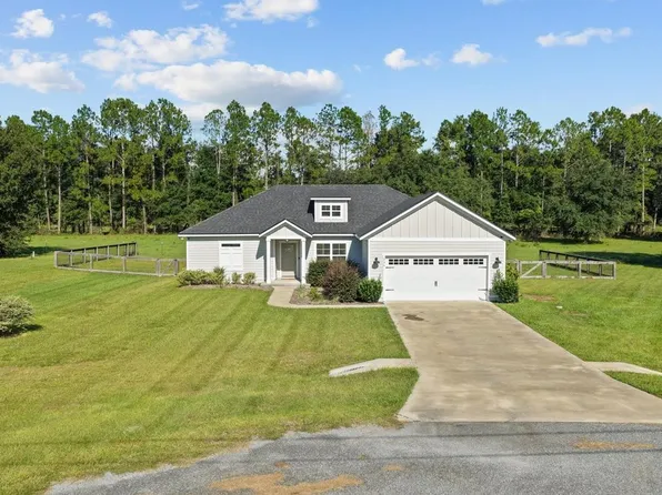 335 SW Arrowbend Dr, Lake City, FL 32024