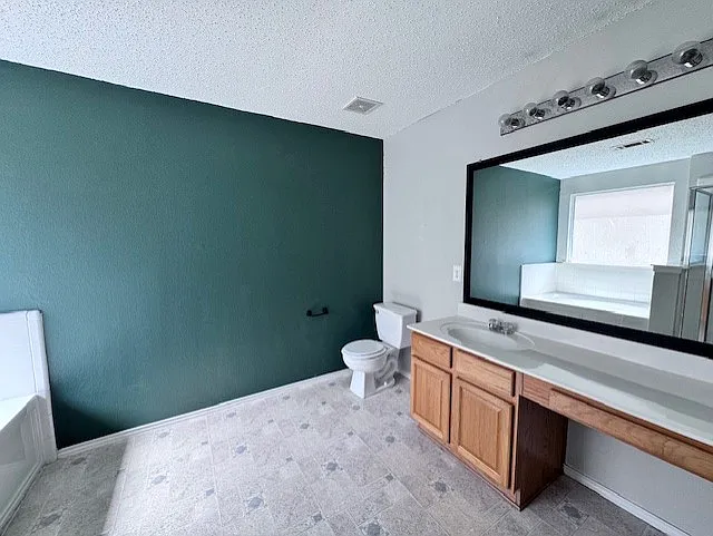 7109 Bountiful Grove Dr — Photo 13