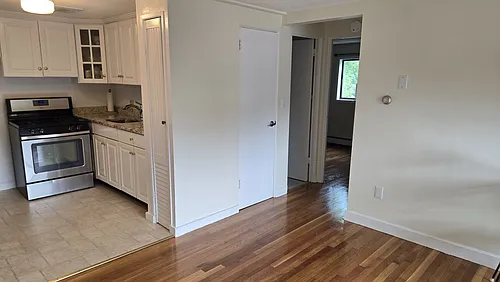 108 E Main St #10 Photo 1