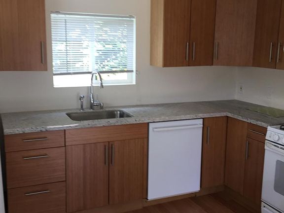 2nd image of 3636 1/2 Solano Ave