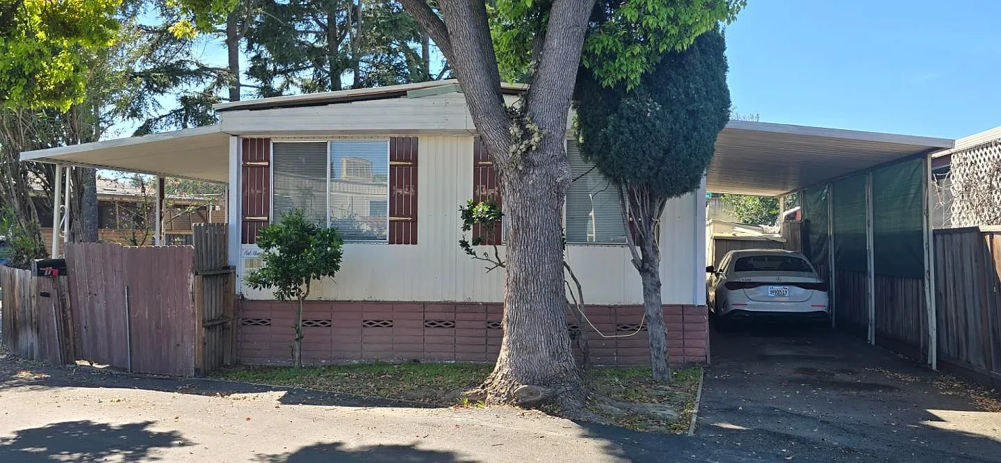 900 Golden Wheel Park Dr Space 1 photo 1