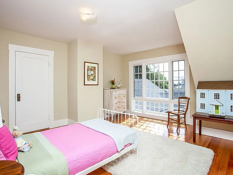 1317 Shattuck Ave — Photo 12