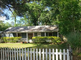 3700 Wood Hill Dr, Tallahassee, FL 32303