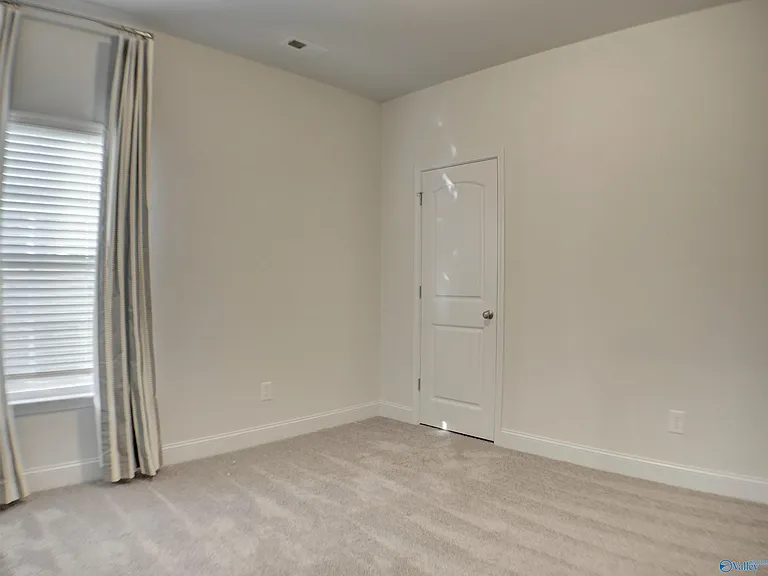 210 Properzi Way SW — Photo 12