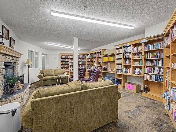 5th image of 6818 NW Pinecliff Grv NE #3129