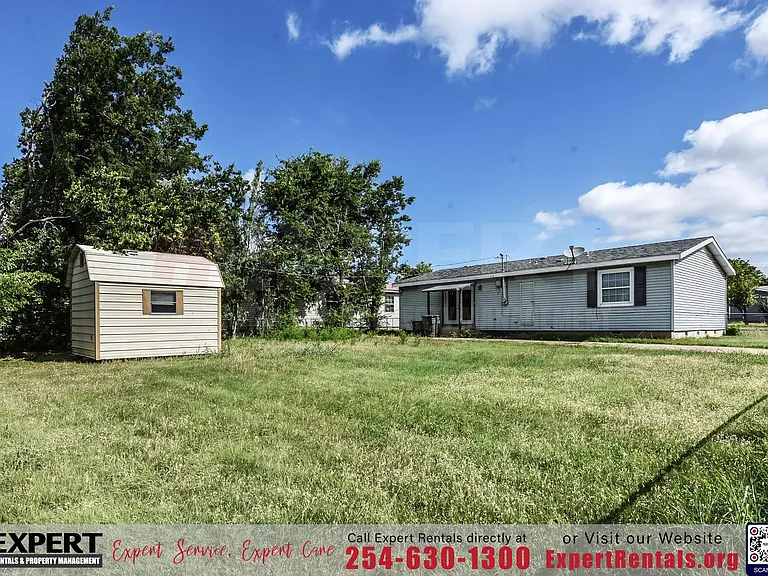 1402 Elyse Dr — Photo 22