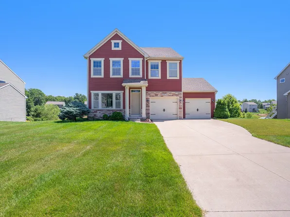 9330 Windward Dr, West Olive, MI 49460