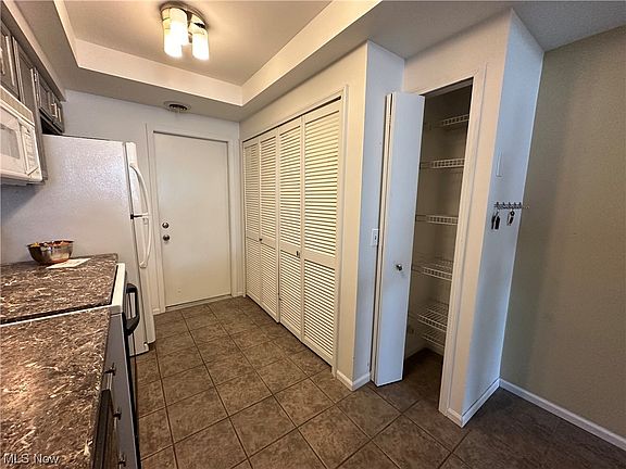 5th image of 8050 Harbor Creek Dr APT 2803