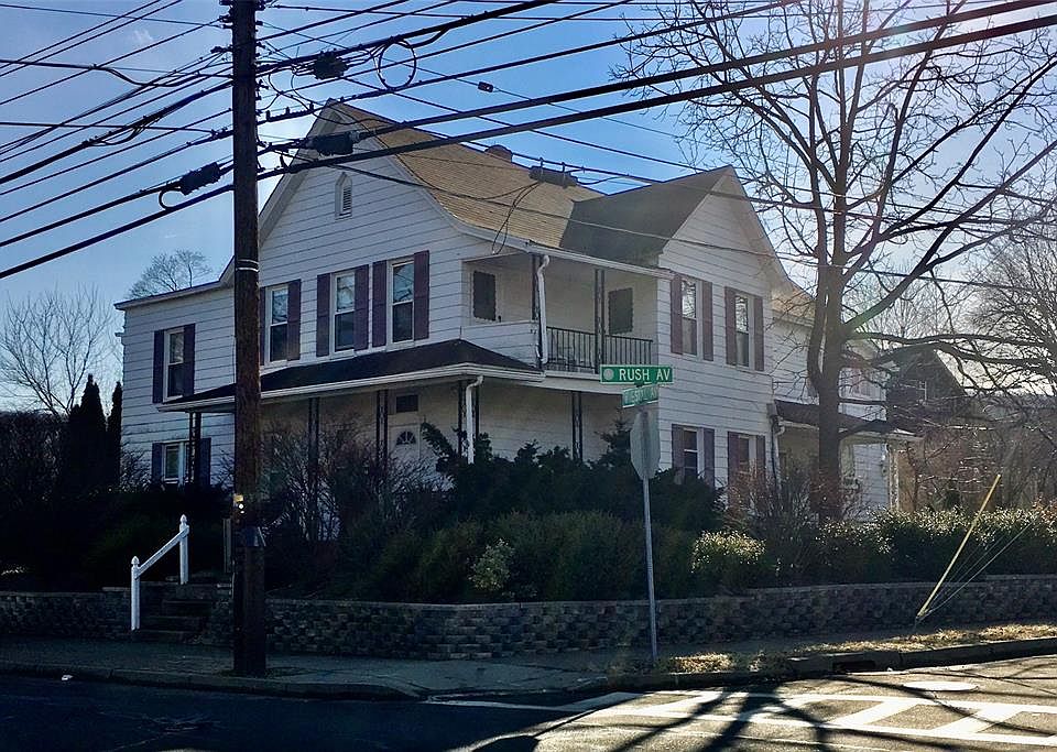 1st image of 1140-1142 Vestal Ave
