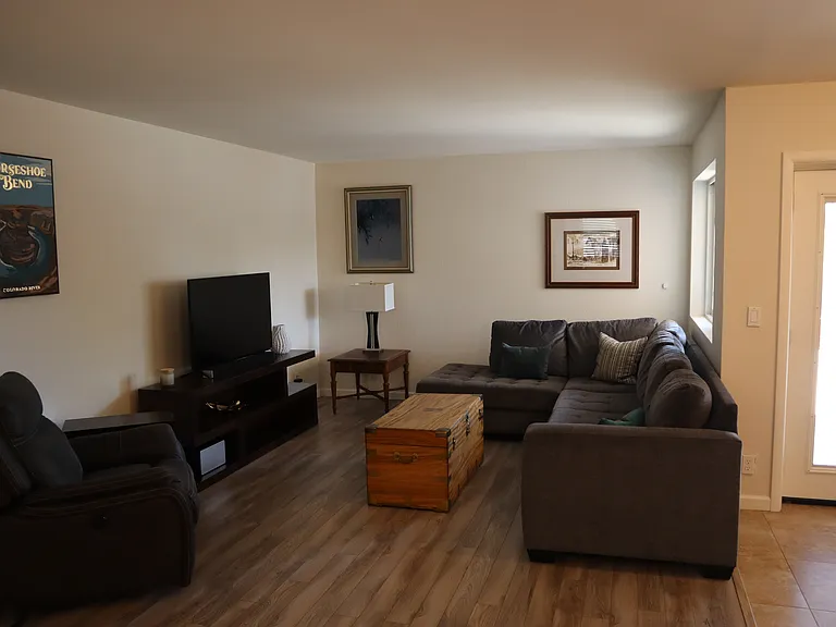 419 E Rosemonte Dr — Photo 5