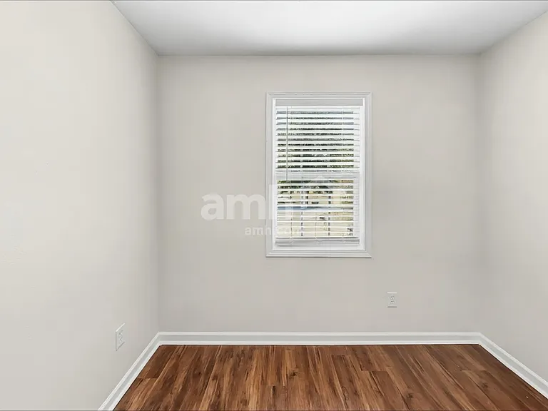 10502 Glory Meadow Ct — Photo 11