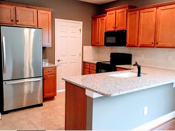 2nd image of 116 Northwynd Cir #C