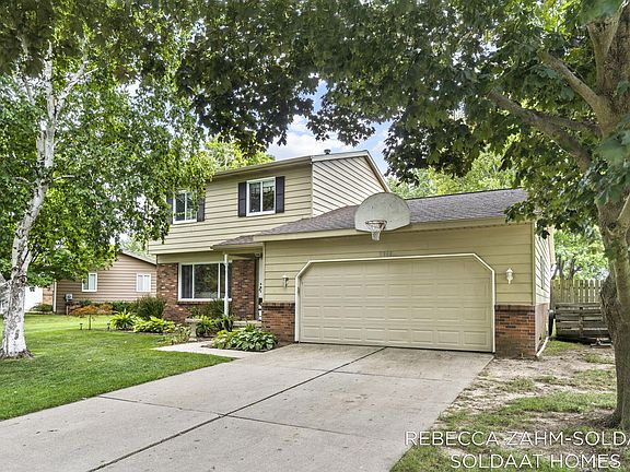 4th image of 5944 Valley Lane Dr SE