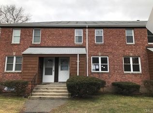 92 Virginia Ave, Bridgeport, CT 06610