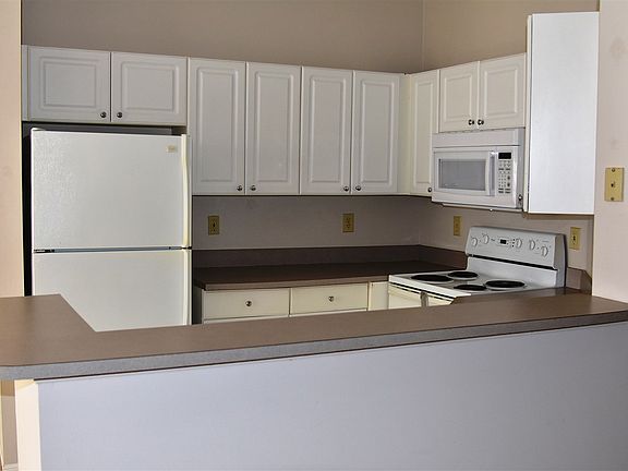4th image of 29115 Harbour Vista Cir