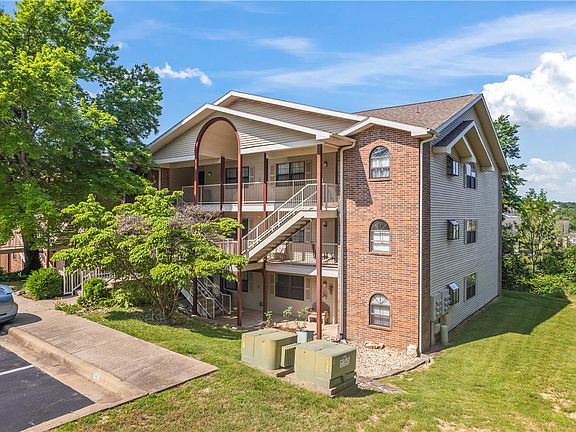 2nd image of 350 S Wildwood Dr #15