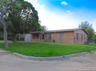 1291 Ricks Dr, Eagle Pass, TX 78852