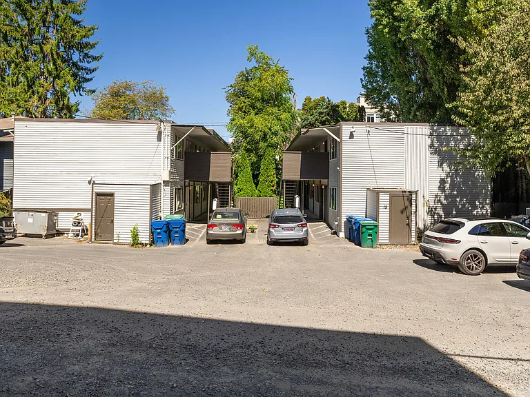 15 Dravus St #3 — Photo 45
