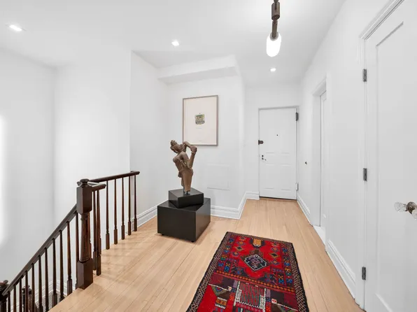 23 Park Avenue image 9 of 18