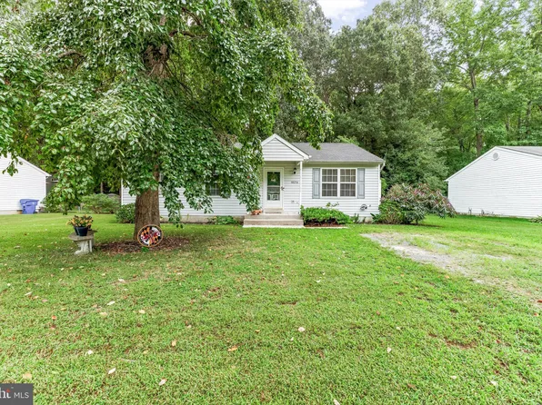 18256 Piedmont Dr, Cobb Island, MD 20625