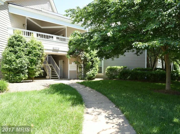 14320 Climbing Rose Way APT 102, Centreville, VA 20121