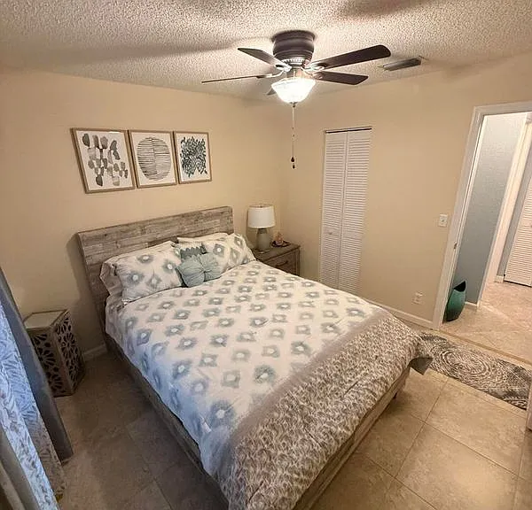 5584 Priscilla Ln — Photo 30