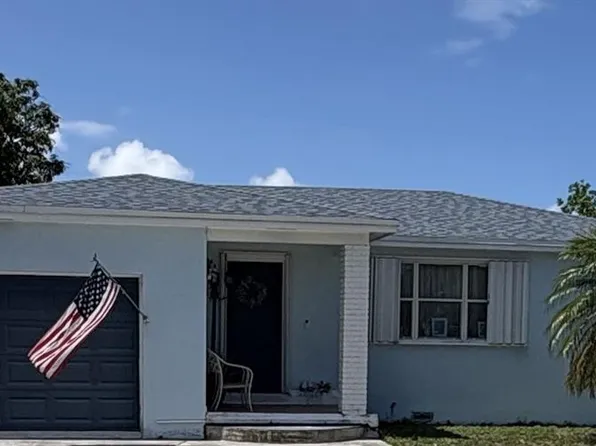 3097 Emerson Ave, Palm Springs, FL 33461