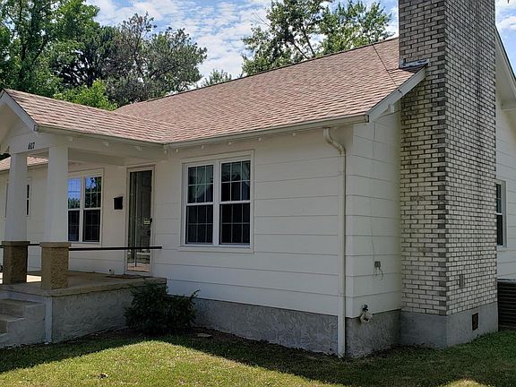 3rd image of 607 S Macarthur Ave