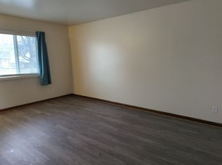 84 Mesa Rd #2, Springfield, IL 62702