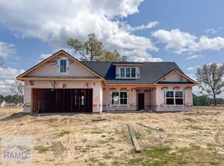 735 Stone Ct, Midway, GA 31320