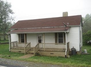 512 Oak St, Lenoir, NC 28645