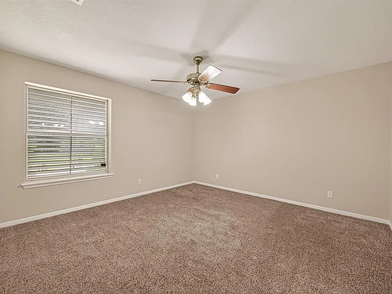 1012 Lilley Rd — Photo 16