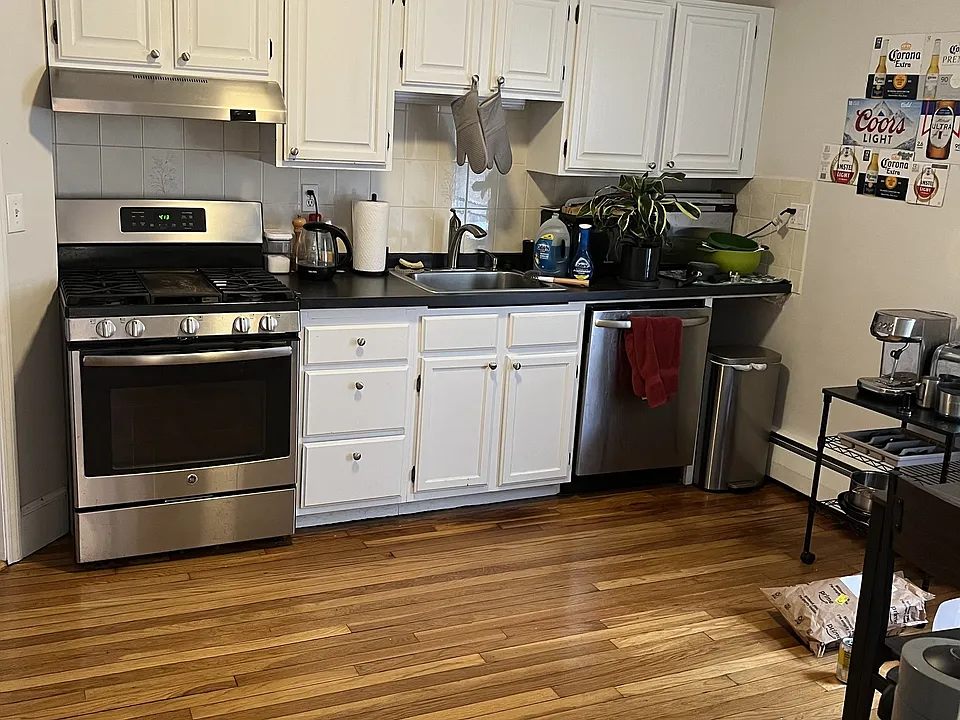 250 River St #1