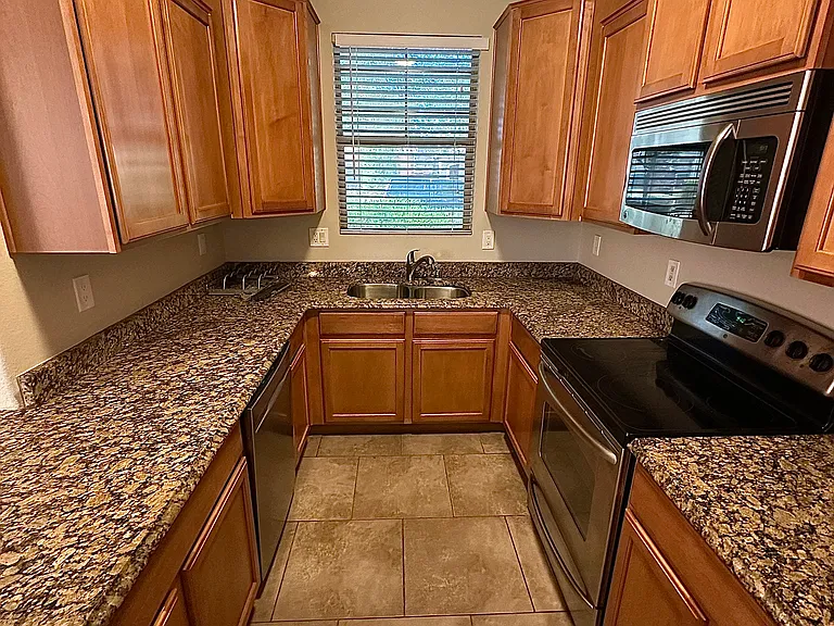 4388 E Selena Dr — Photo 3