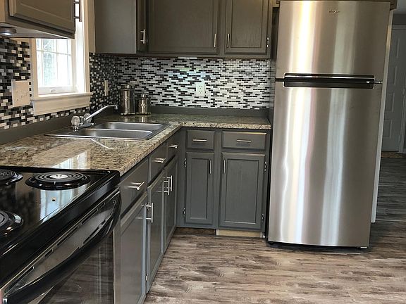 5th image of 630 Palmer Ave Unit 4