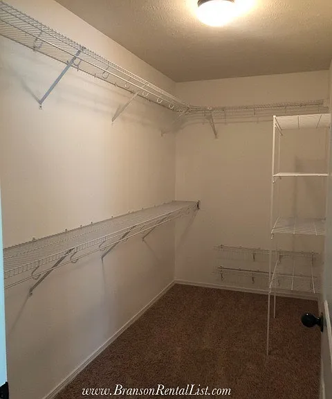 370 S Woods Way — Photo 34