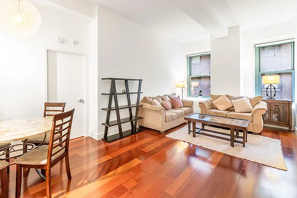 Rented by Triplemint | media 26