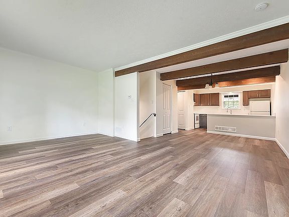 2nd image of 501 Maryland Ave #D