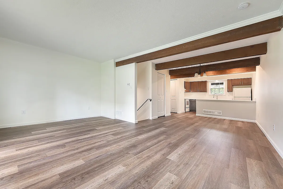Building Photo - 501 Maryland Ave #D