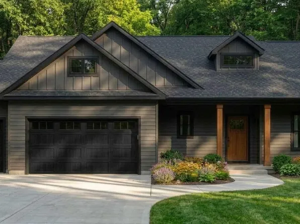 2699 Ashford Trl, Portage, MI 49024