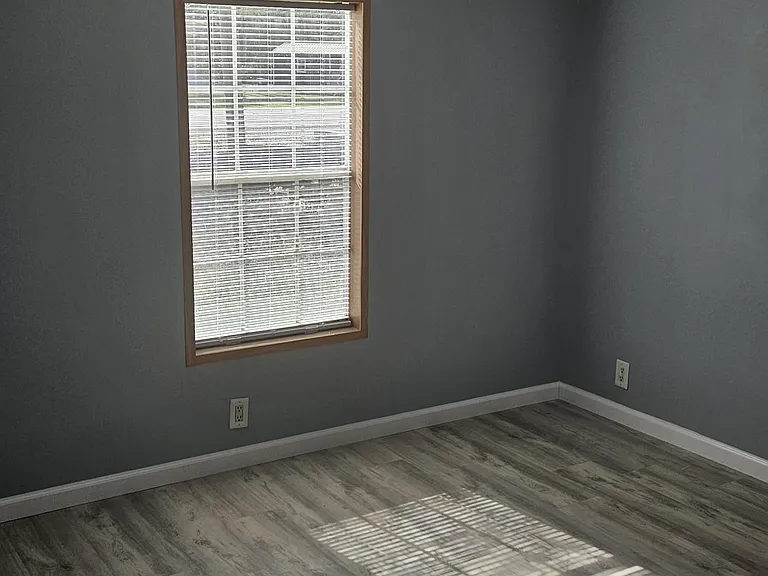 3842 Roy Webb Rd #4 — Photo 16