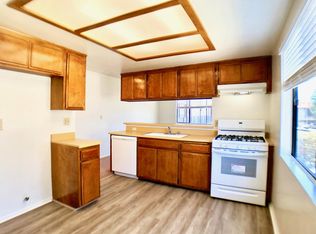13102 Roselle Ave #4, Hawthorne, CA 90250