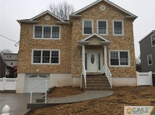 25 Reilly Ct, Metuchen, NJ 08840