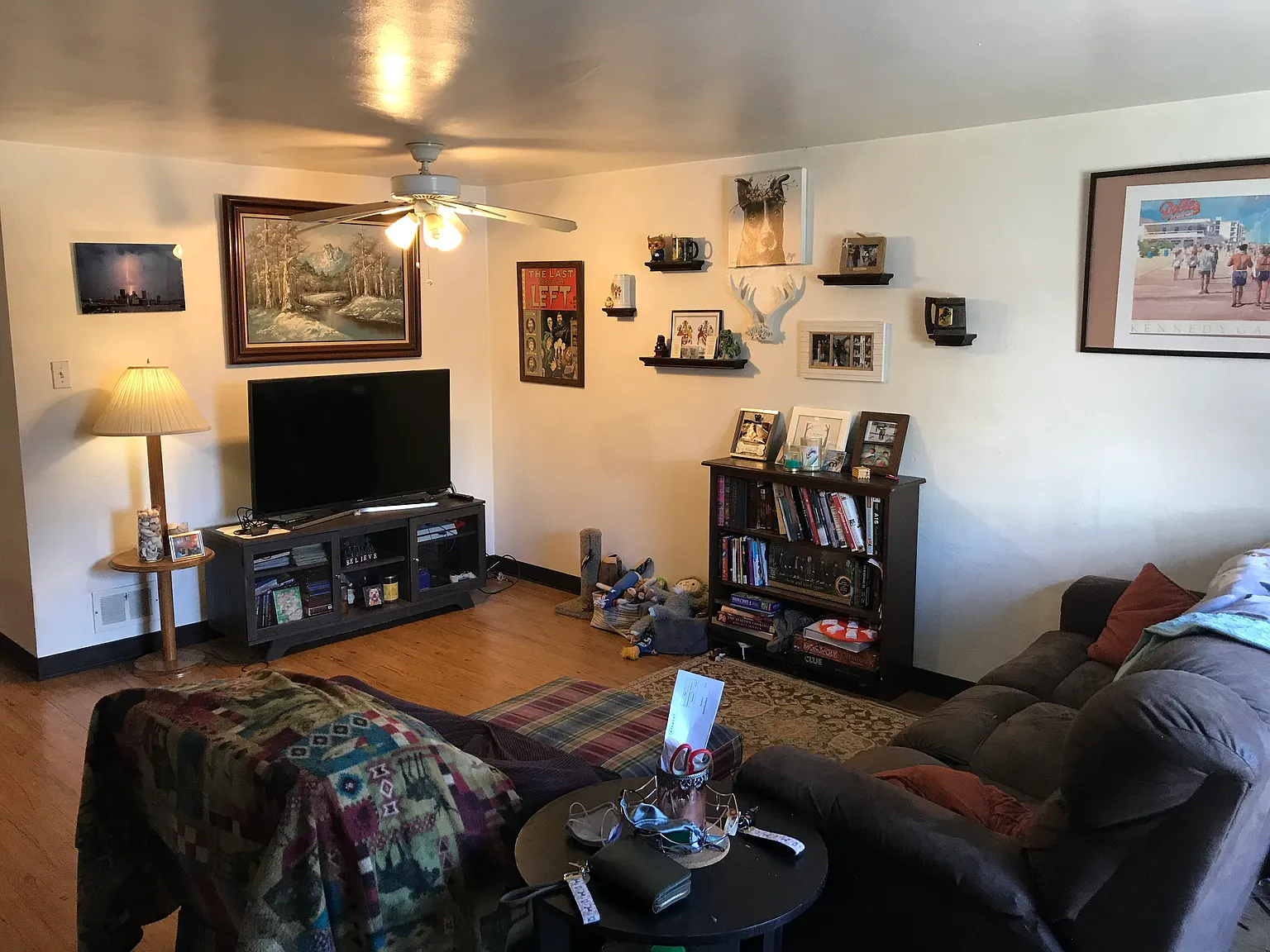 2643 Mackinaw Ave — Photo 4
