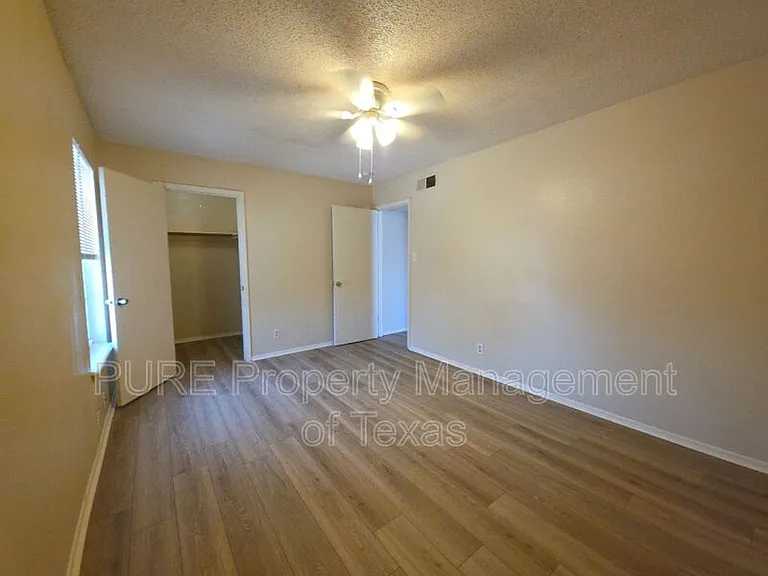 5808 Wellington Dr #3 — Photo 27