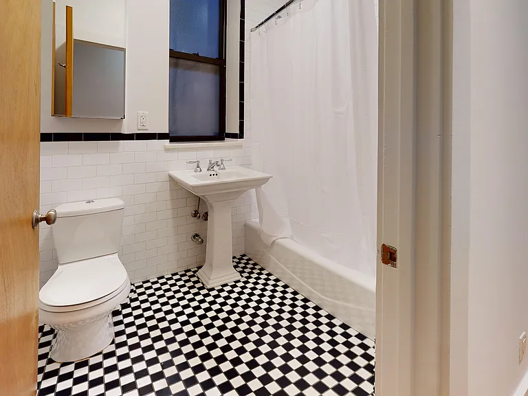 129 E 97th St #4C — Photo 13