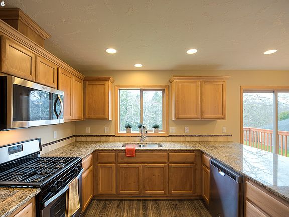 4th image of 1514 Fifer Heights Rd