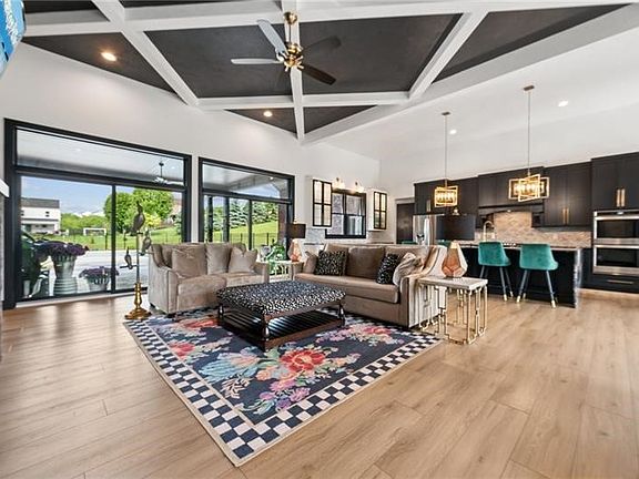 2nd image of 7858 Oscar Ct
